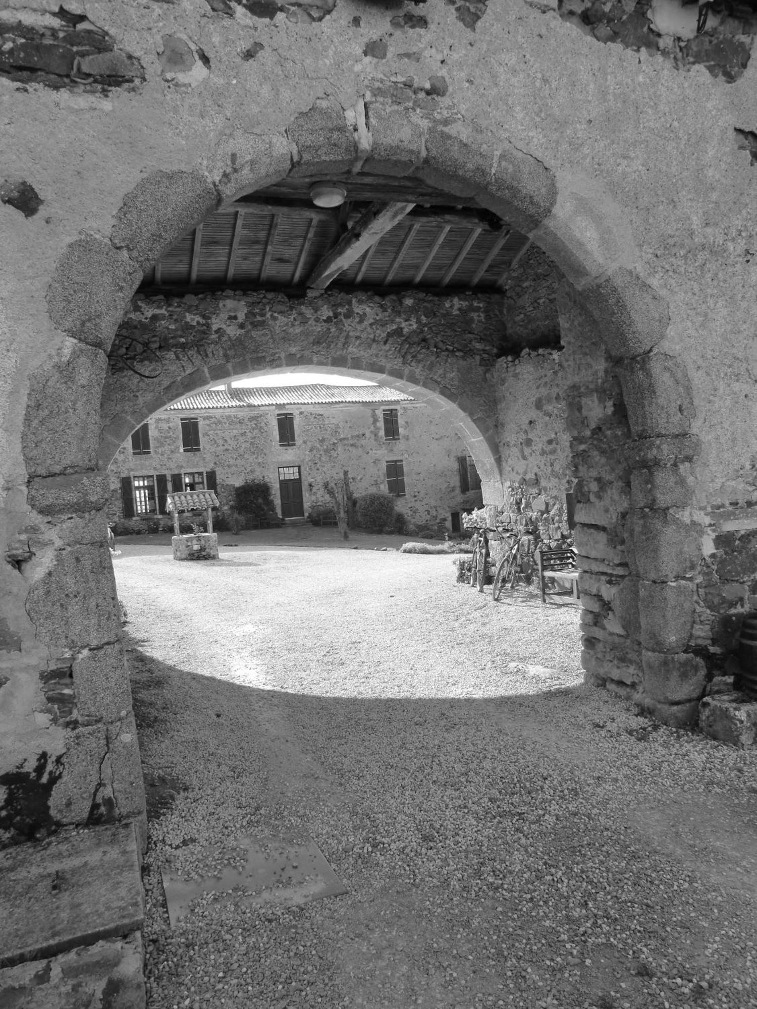 Chambre D'Hote Manoir De La Baudonniere Monsireigne Bagian luar foto